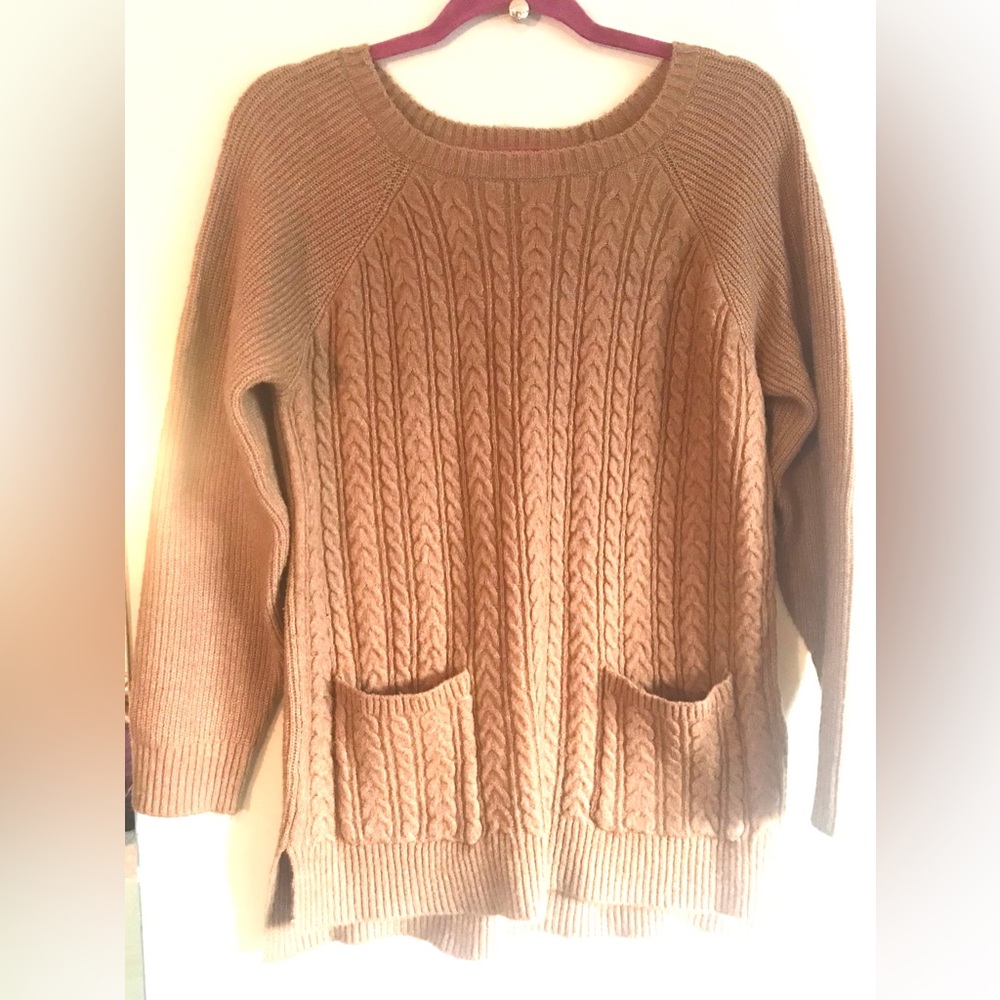Olivia Sky Two Pocket Cable Knit Sweater size M